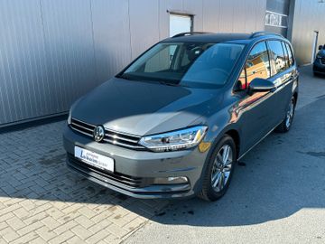 Gebrauchtwagen Volkswagen Touran Touran Comfortline 1,5 TSI – DSG – NAVI; 7-Sitze in Marktzeuln